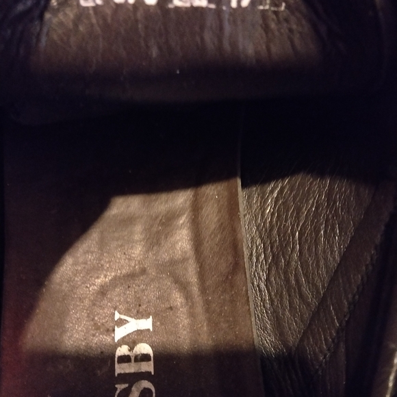 Elegant Black Oxford Shoes for Men - Picture 5 of 5